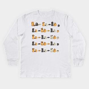 La La La Pug Yoga Kids Long Sleeve T-Shirt